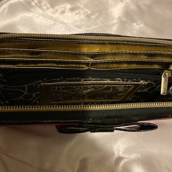 Betsey Johnson wallet - Picture 9 of 11